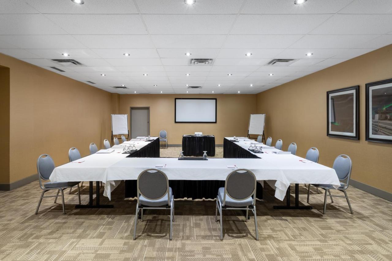 Ramada By Wyndham Northern Grand & Conference Centre 4* Fort St. John