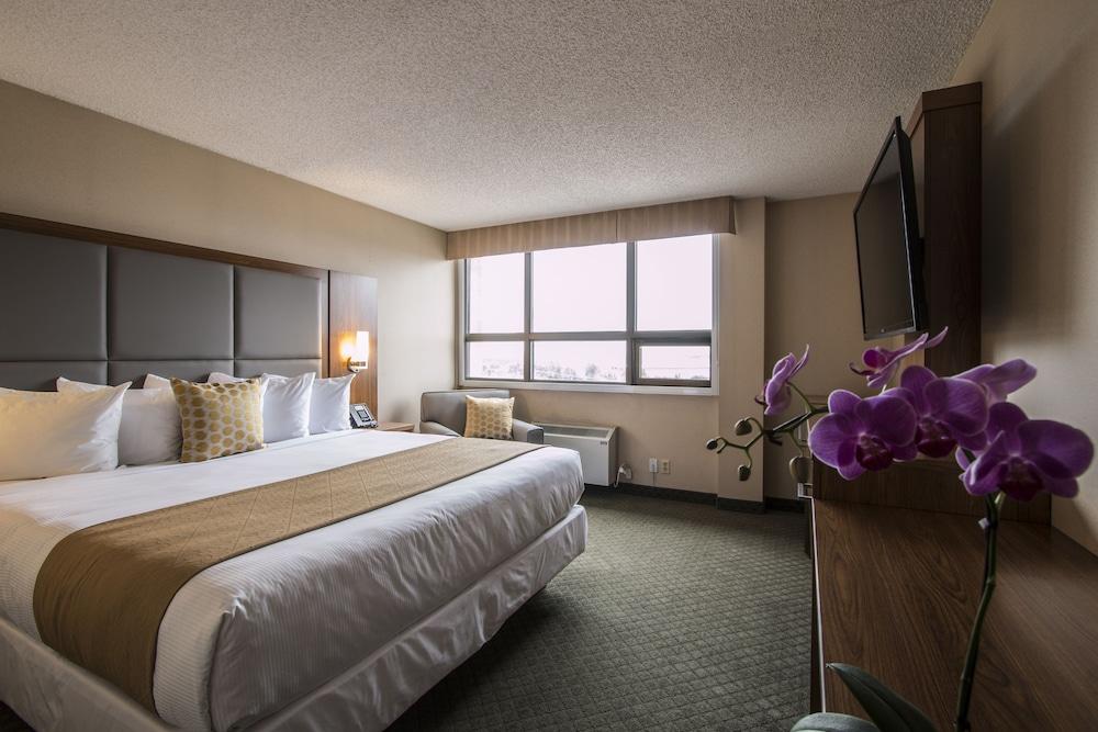 Ramada By Wyndham Northern Grand & Conference Centre 4*