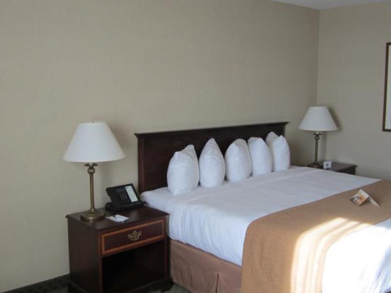 Hotel Ramada By Wyndham Northern Grand & Conference Centre 4*