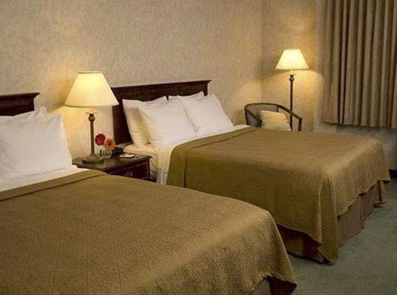 Hotel Ramada By Wyndham Northern Grand & Conference Centre Fort St. John