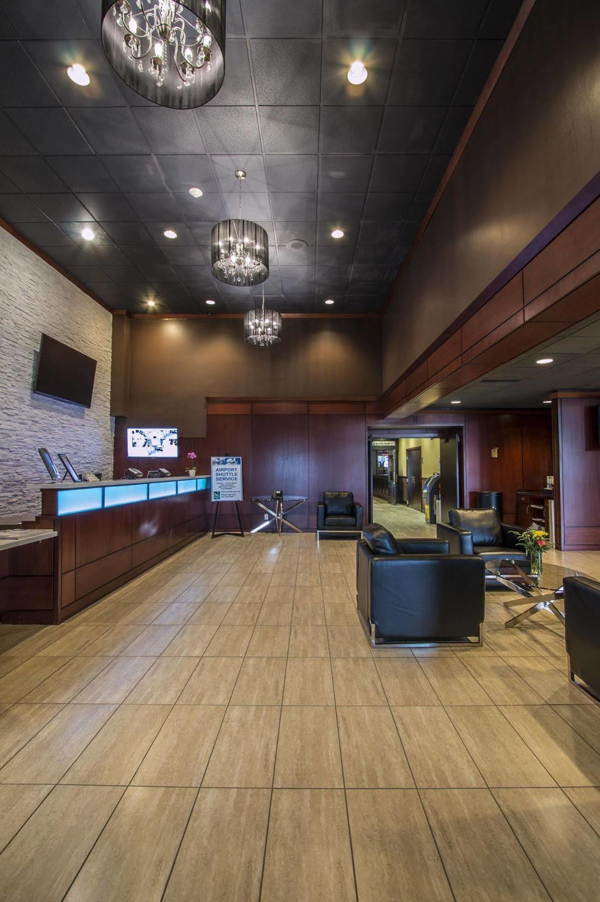 Ramada By Wyndham Northern Grand & Conference Centre Hotel
